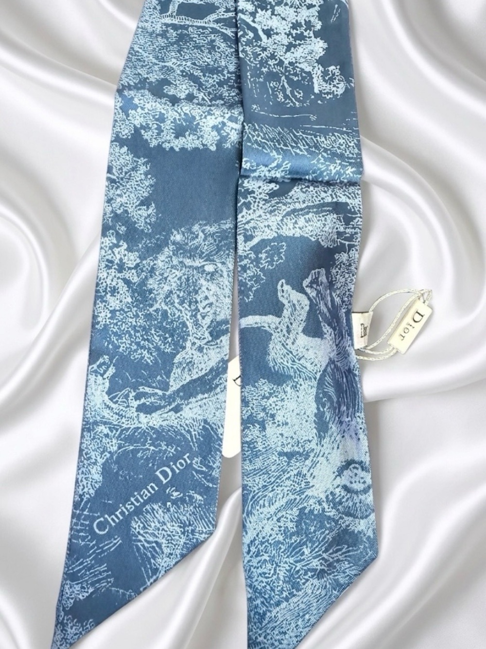 Dior mitzah scarf 100% silk new with tag AMAZING - Picture 5 of 6